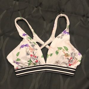 NWOT Athleta Bikini Top